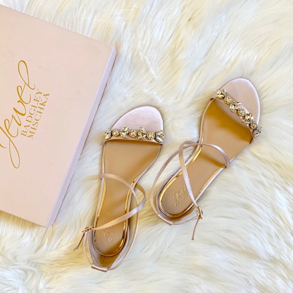 Jewel Badgley Mischka Tessy Sandal